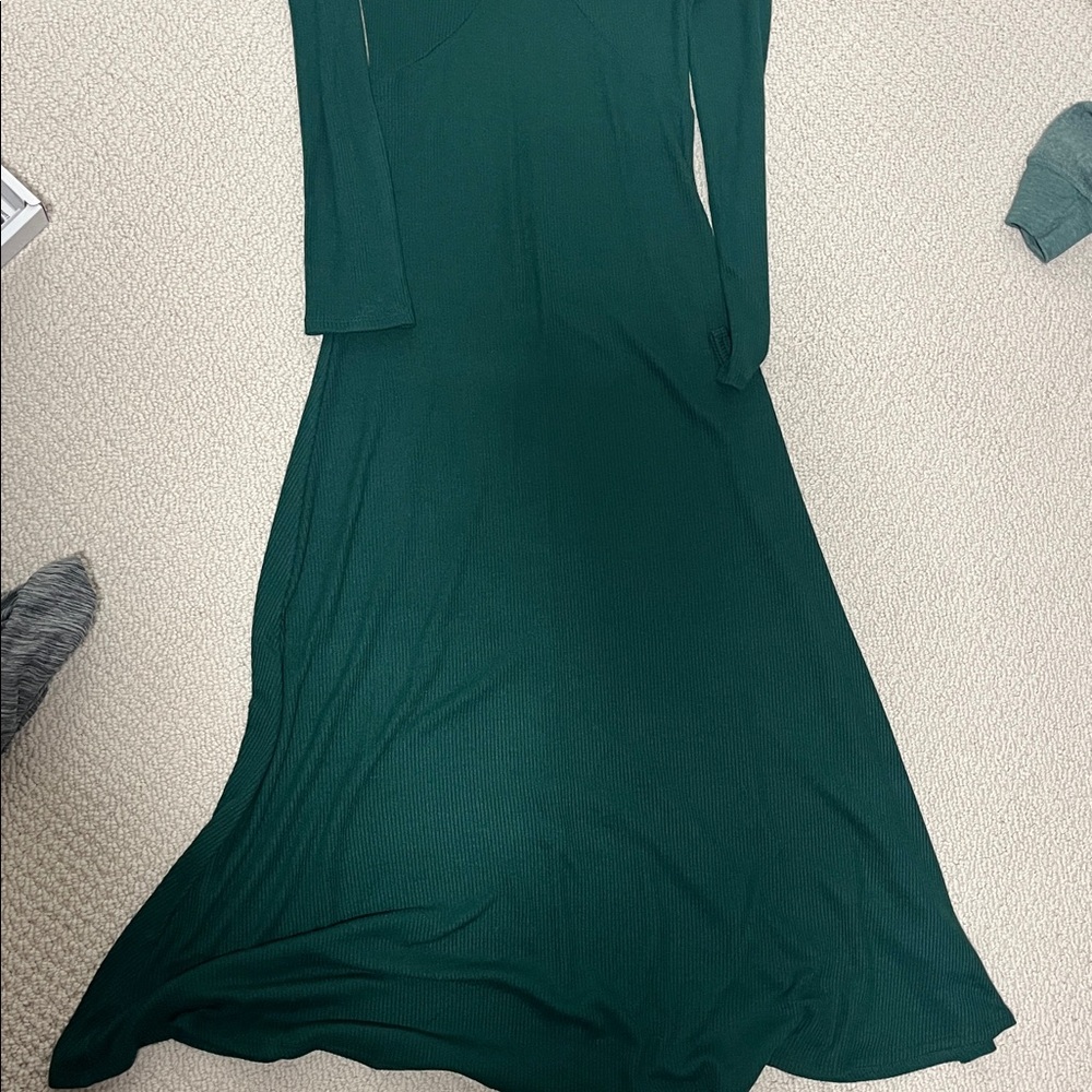 A New Day Deep Green Ribbed Top - Picture 2 of 3